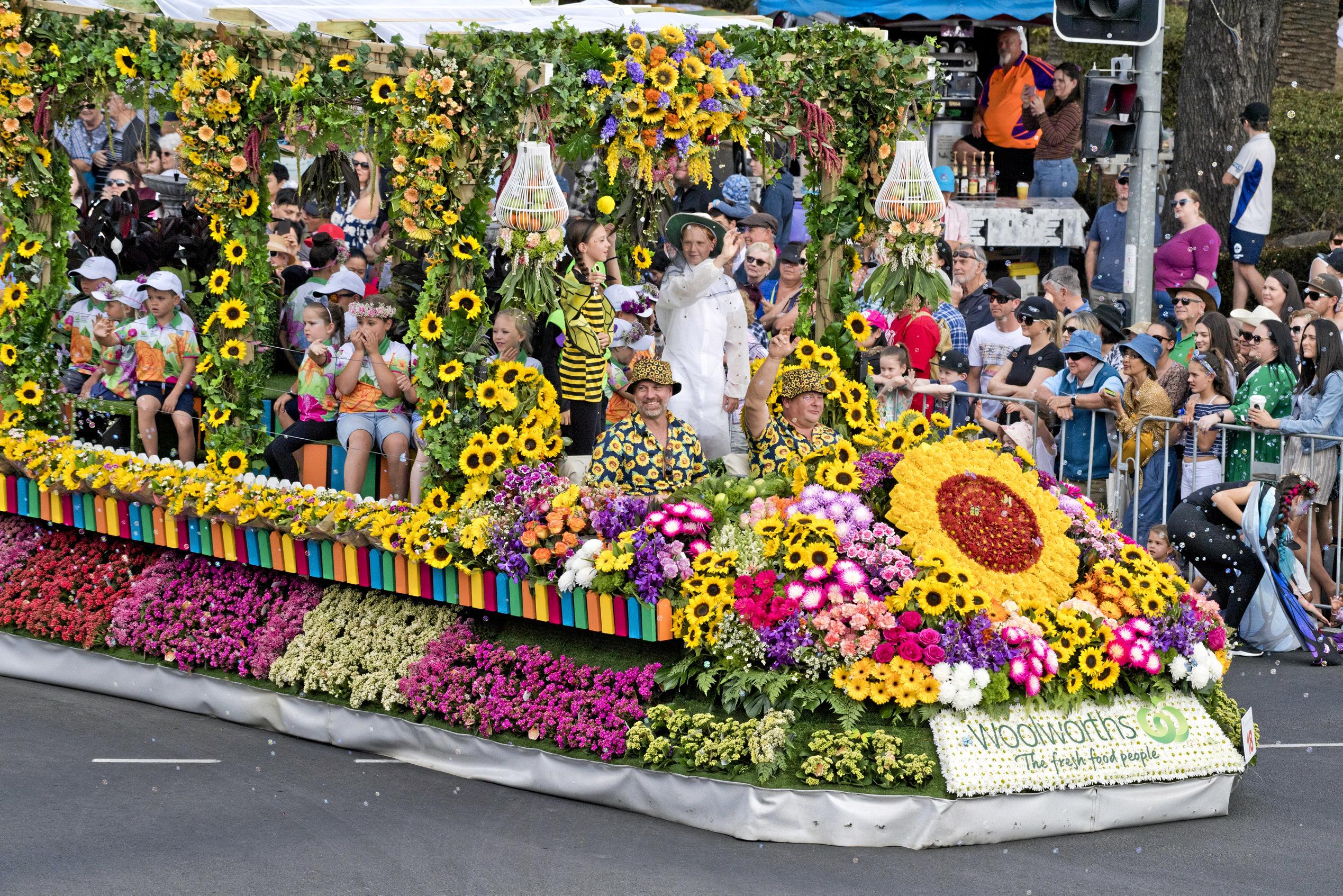 Woolworths Australia float in the 2019 Grand Central Floral Parade. Saturday, 21st Sep, 2019.