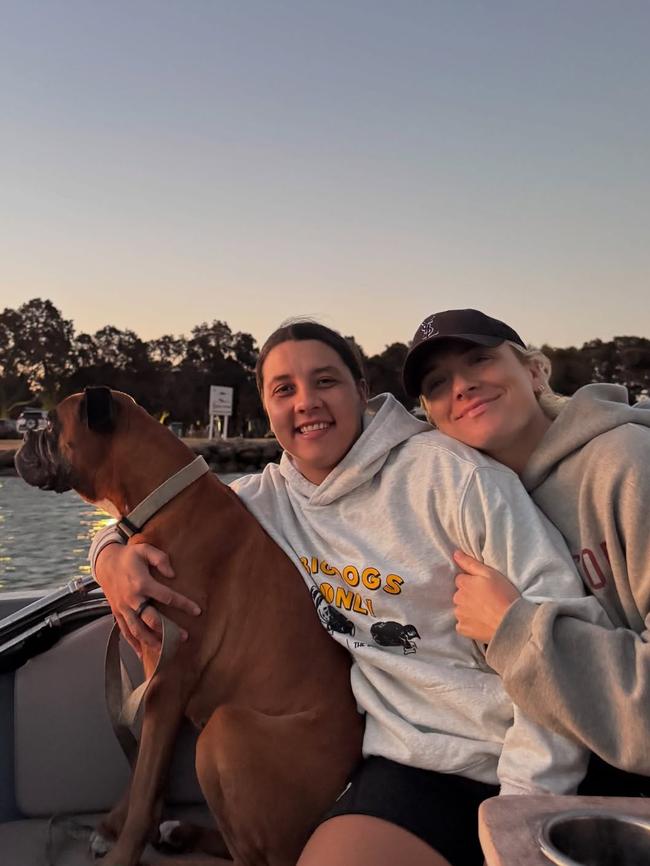 Sam Kerr and Kristie Mewis pictured together.