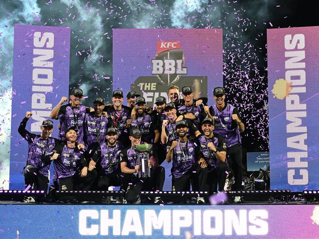 HOBART, AUSTRALIA - JANUARY 27: Hurricanes celebrate winning the BBL The Final match between Hobart Hurricanes and Sydney Thunder at Ninja Stadium on January 27, 2025 in Hobart, Australia. (Photo by Steve Bell/Getty Images)