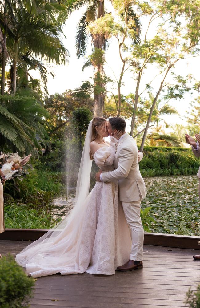 Taryn Stewart and Nicholas Anderson at Rainforest Gardens. Pictures: Figtree Pictures