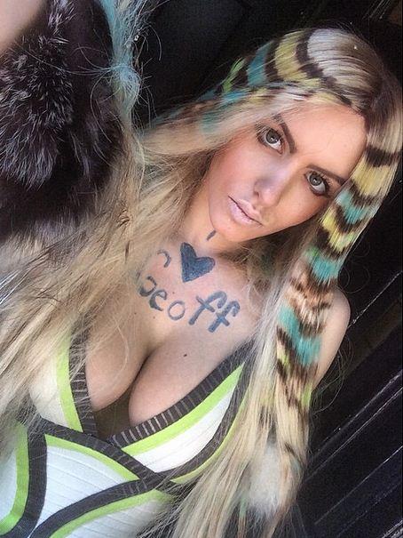 Awww. Gabi Grecko using her breasts to display her love. Pic: Instagram.