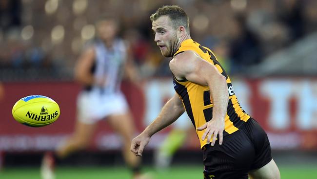 Tom Mitchell broke the record books with 54 touches. Photo: AAP Image/Julian Smith