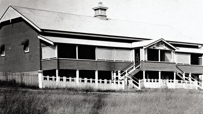 Goomeri Hall of Memory, 1930.Attribution: State Library of Queensland