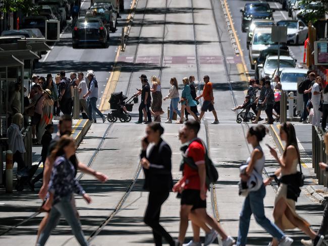 MELBOURNE, AUSTRALIA - NewsWire Photos DECEMBER 10, 2022: General photo s of people in MelbourneÃ¢â¬â¢s CBD. Picture: NCA NewsWire / Luis Enrique Ascui