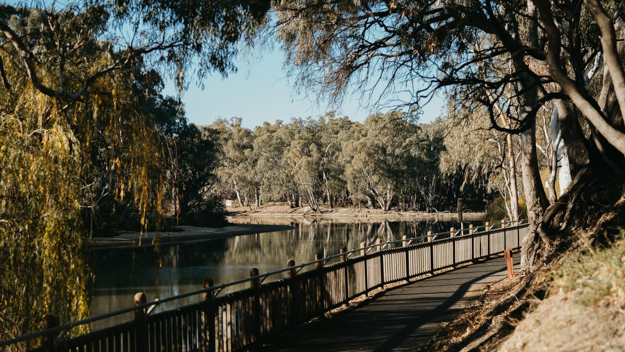 Top Things To Do With Kids In Deniliquin Nsw Au