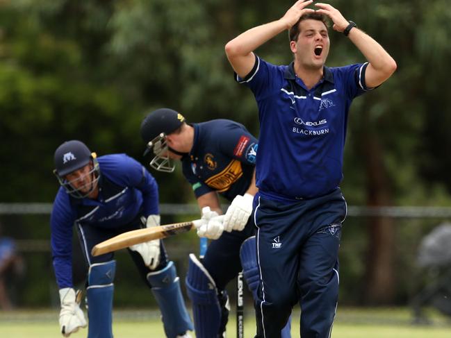 VSDCA: Mt Waverley’s Kirk Benjamin disappointed at an LBW shout being given not out. Picture: Stuart Milligan