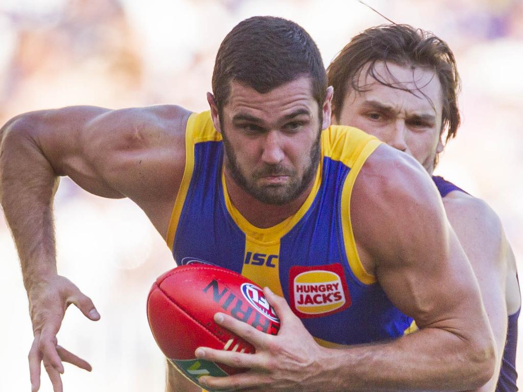 Jack Darling of the West Coast Eagles during Round 6 AFL match between the Fremantle Dockers and the West Coast Eagles at Optus Stadium in Perth, Sunday, April 29, 2018. (AAP Image/Tony McDonough) NO ARCHIVING, EDITORIAL USE ONLY