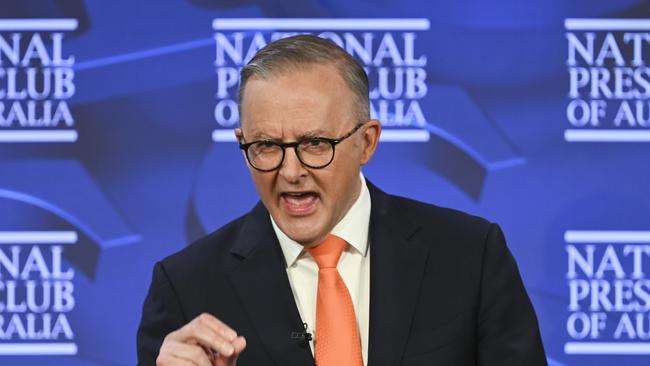 CANBERRA, AUSTRALIA, NewsWire Photos. JANUARY 25, 2024: The Hon Anthony Albanese MP, Prime Minister of Australia addresses the National Press Club of Australia in Canberra. Picture: NCA NewsWire / Martin Ollman