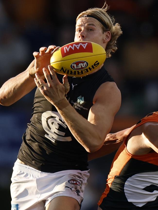 Tom De Koning dominated a Giants side missing Kieren Briggs. Picture: Darrian Traynor/Getty Images