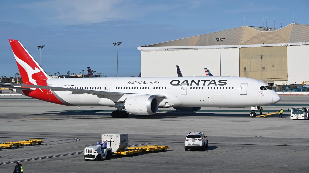 Qantas will launch more flights from November 23 as the NSW/Victoria border plans to reopen. Picture: Daniel Slim/AFP