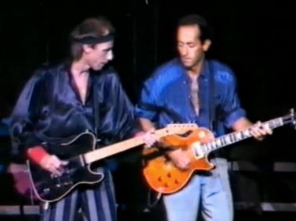 Former Dire Straits guitarist Jack Sonni dead at 68