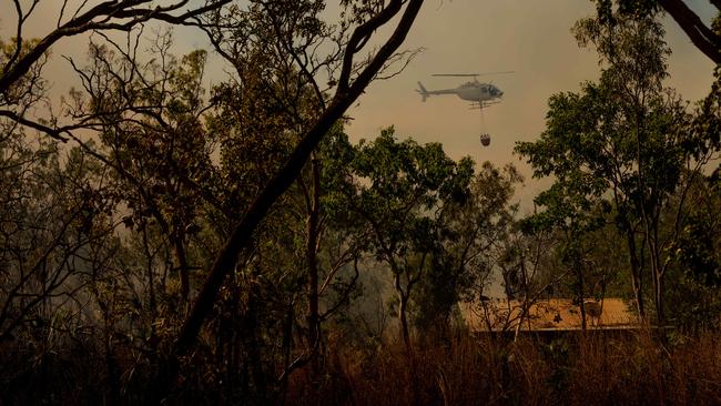 A bushfire threatens homes and properties in the idyllic Lake Bennett region last week. Picture: Che Chorley