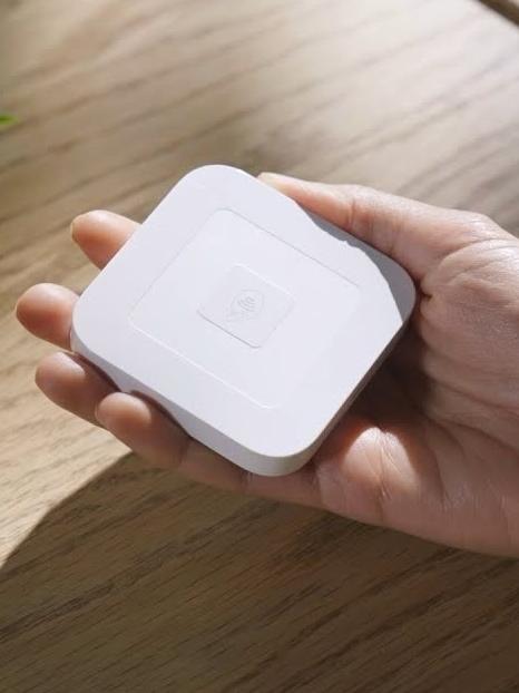 Square Readers accept contactless cards, chip + PIN cards, Apple Pay and Google Pay anywhere.