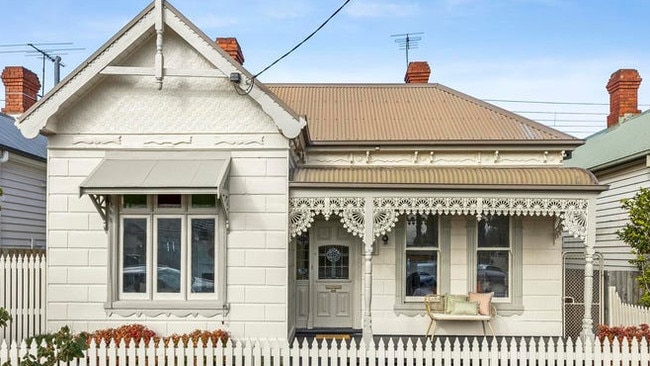 16 Station St, Coburg - for herald sun real estate