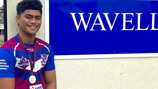 Wavell SHS's Karl Oloapu with his Justin Hodges Medal.