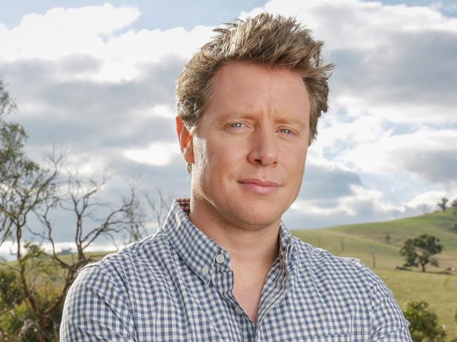 THIS IS EMBARGOED FOR THE HERALD SUN WEEKEND UNTIL JULY 14Barefoot Investor Scott Pape, with his wife Liz, at their farm in rural Victoria. Picture- Nicole Cleary