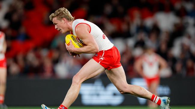 Isaac Heeney has had a quiet half. Photo by Dylan Burns/AFL Photos via Getty Images