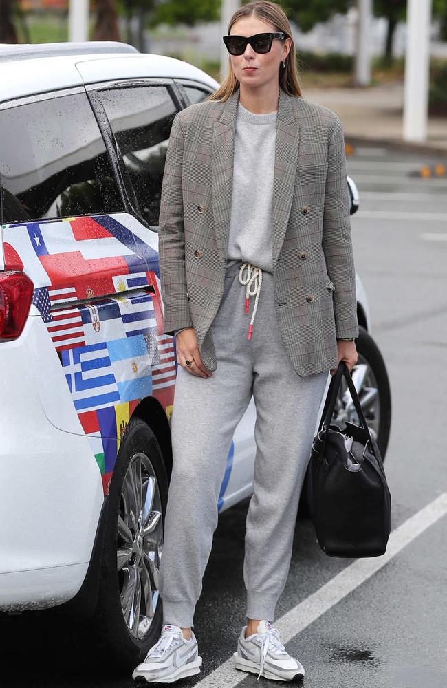 Maria Sharapova arrives in Brisbane. Picture: Peter Wallis