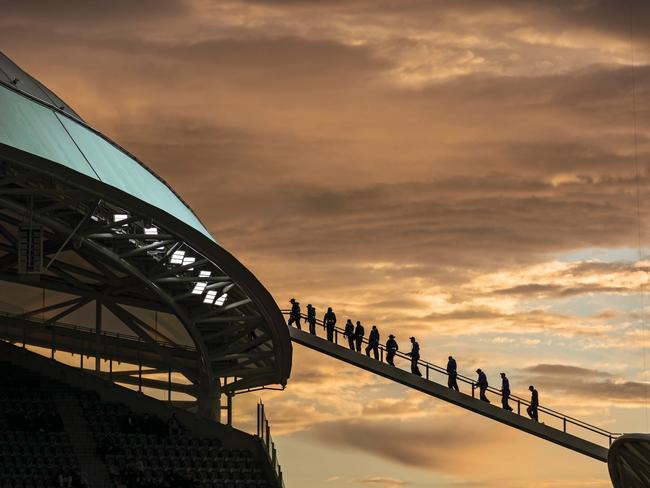 Roof Climb at Adelaide Oval. Picture: SATC