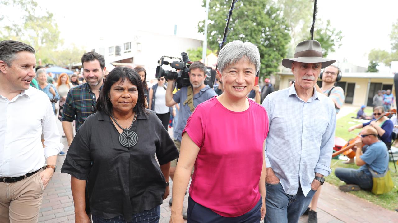 Pictured in Alice Springs today is Shadow Minister for Foreign Affairs Penny Wong MP, with Local Member Marion Scrymgour, Shadow Health Minister Mark Butler MP, and Warren Snowden MP. Picture: Tim Hunter.