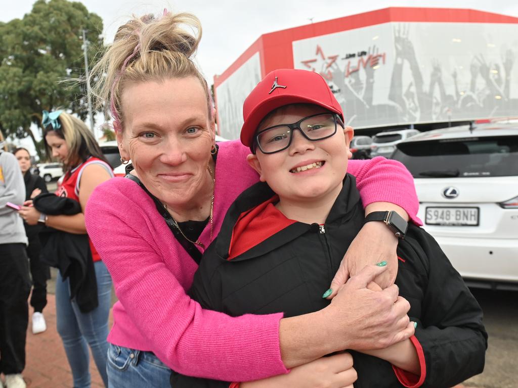 Fans outside the Snoop Dogg Concert at the Adelaide Entertainment centre. Picture: Keryn Stevens