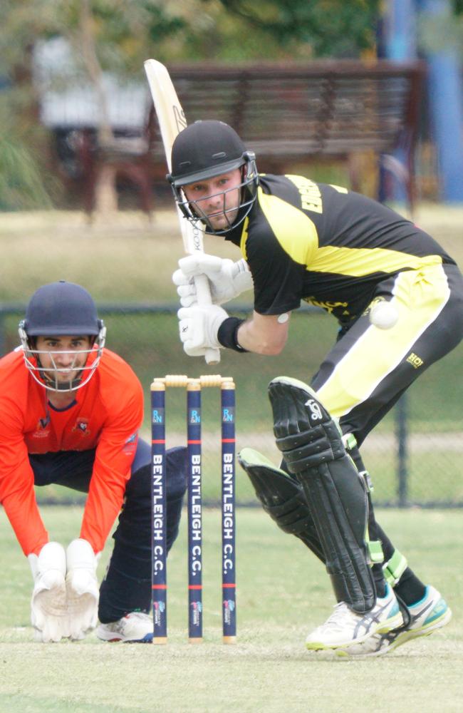 Comrey Edgeworth batting for Mentone. Picture: Valeriu Campan