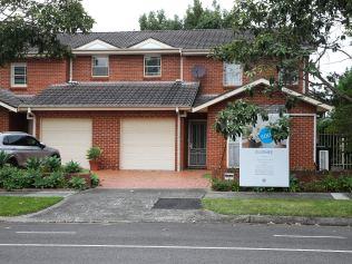 SYDNEY, AUSTRALIA: NewsWire Photos: APRIL 02 2024: A general stock view of a for sale sign on a home in the North Shore of Sydney, as Australian house prices hit record high for fifth consecutive month, making it increasingly difficult for new home buyers to get into the property market with the added cost of inflation. Picture: NCA NewsWire/ Gaye Gerard