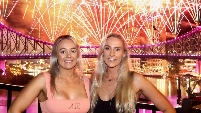 Maddison Fox and Ashlee Cook enjoying Riverfire 2021. Picture by Richard Gosling