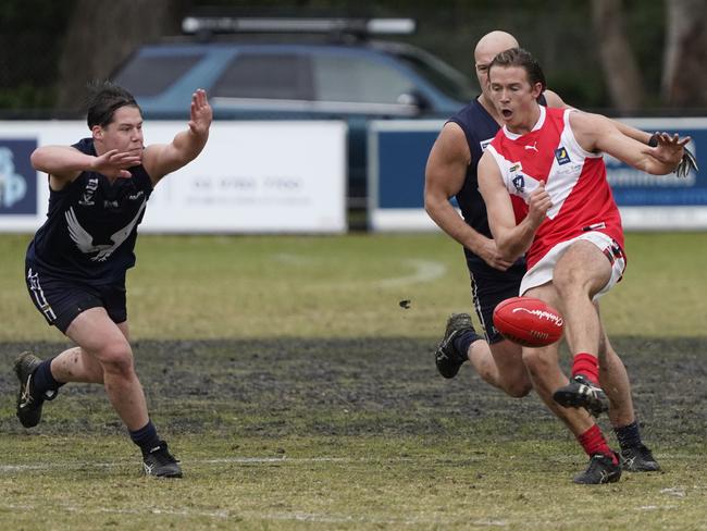 Red Hill’s Harry Sullivan kicks. Picture: Valeriu Campan