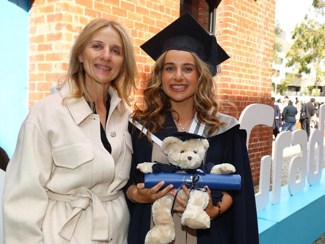 Deakin University graduate Stephanie Dimitrio and mum Penny. Picture: Alison Wynd