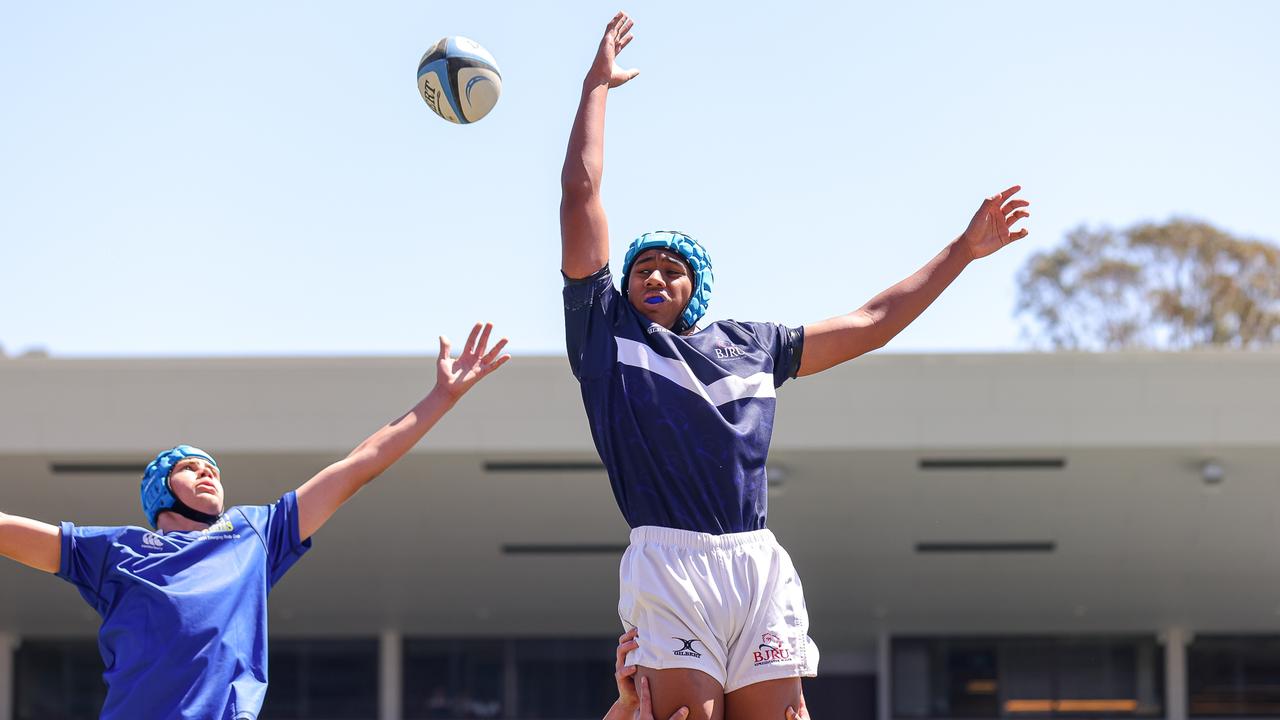 Buildcorp Emerging Reds Cup action from the day one match between Queensland Country Under-14s and Brisbane Junior Rugby Union Under-14s. Picture credit: QRU Media/ Erick Lucero.