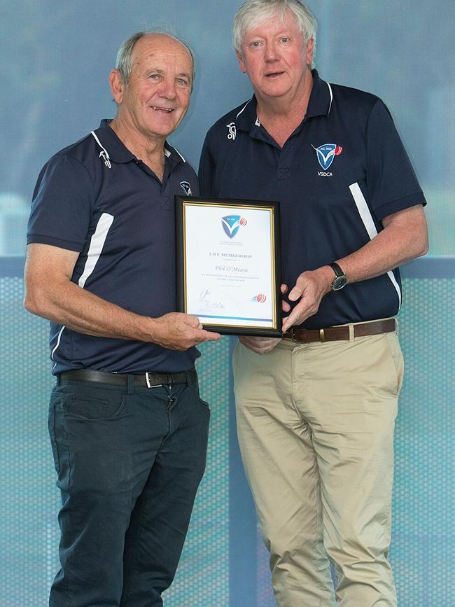 Subbies president Phil O'Meara and vice-president Geoff Hart.