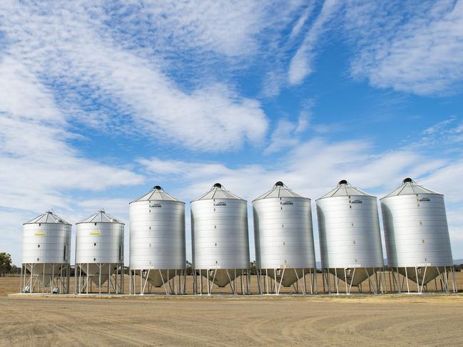 GRAIN: Export Hay - Mark Cossar at Natte YallockMark Cossar on his farm at Natte YallockPICTURED: Generic farm. Grain silo. Silos. Stock Photo.Picture: Zoe Phillips