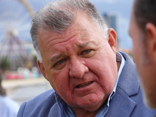 UAP leader Craig Kelly in Geelong speaking with supporters. Picture: Alison Wynd