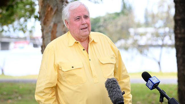 Clive Palmer is throwing $2m at the No campaign. Picture: NCA NewsWire / Dan Peled