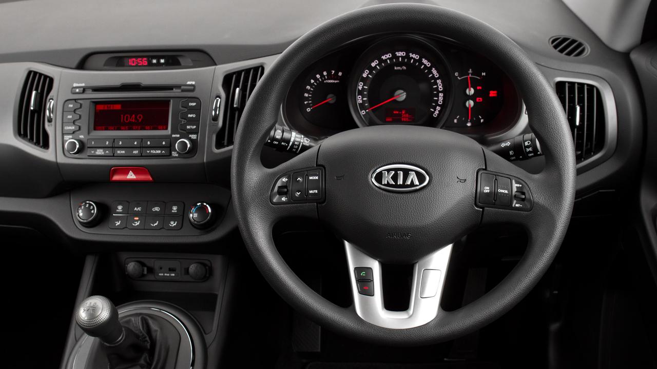 Kia Sportage us 2010 Interior