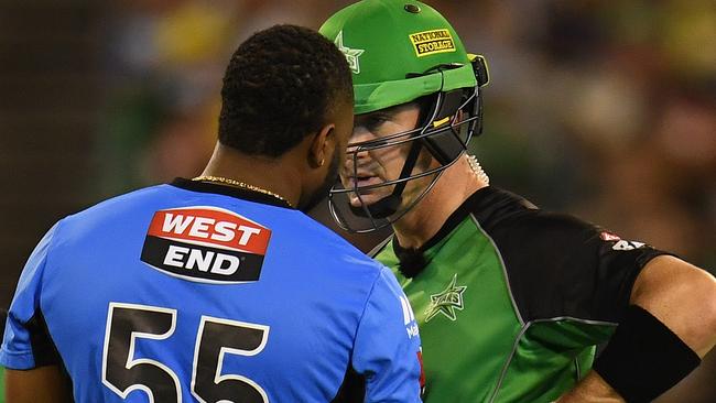 Kieron Pollard gets close to Kevin Pietersen in BBL 06. Picture: AAP Images