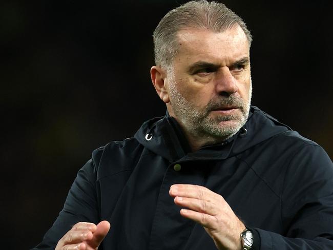 LONDON, ENGLAND - JANUARY 30: Ange Postecoglou, Manager of Tottenham Hotspur, applauds the fans after the team's victory in the UEFA Europa League 2024/25 League Phase MD8 match between Tottenham Hotspur and IF Elfsborg at Tottenham Hotspur Stadium on January 30, 2025 in London, England. (Photo by Richard Pelham/Getty Images)