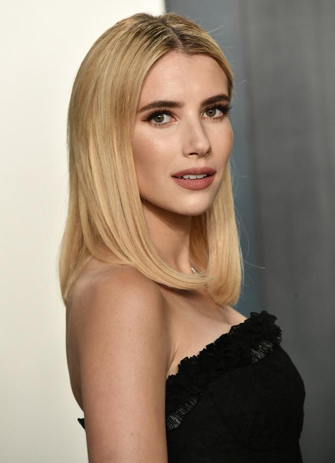 Emma Roberts Is Reportedly Expecting Her First Child Vogue Australia