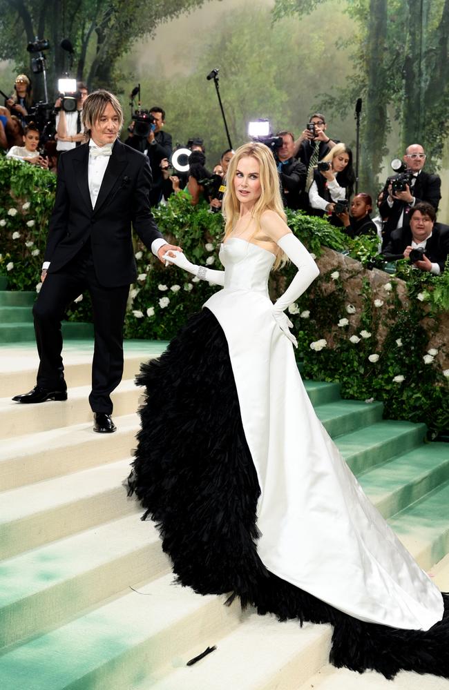 Met Gala Live Red Carpet dresses Australians Nicole Kidman, Elsa