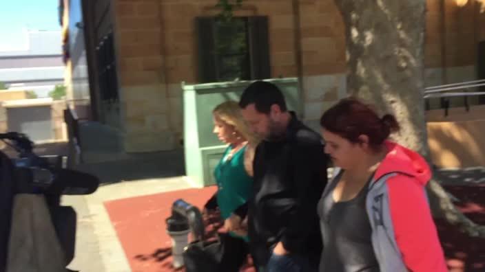 Unidentified man leaves court after yelling abuse at Hillier triple murder accused, Steven Graham Peet.