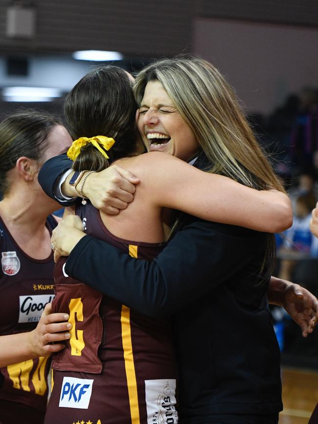 Matrics Netball Club celebrates winning the 2022 Netball SA Premier League grand final over Contax on Friday, August 12 2022. Picture: Hannah Howard/On The Ball Media