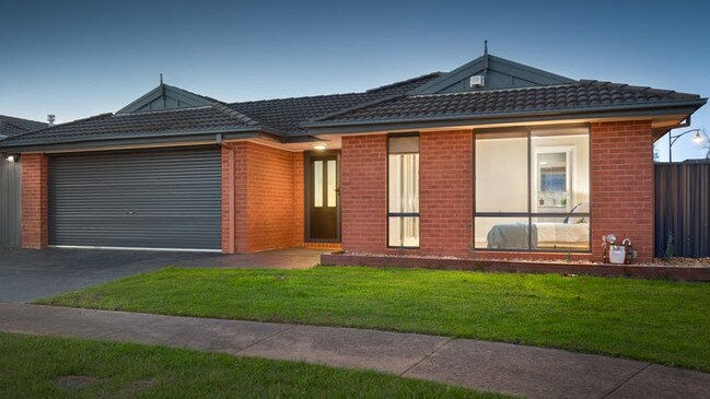 No. 15 River Red Grove, Pakenham, changed hands for $745,000.