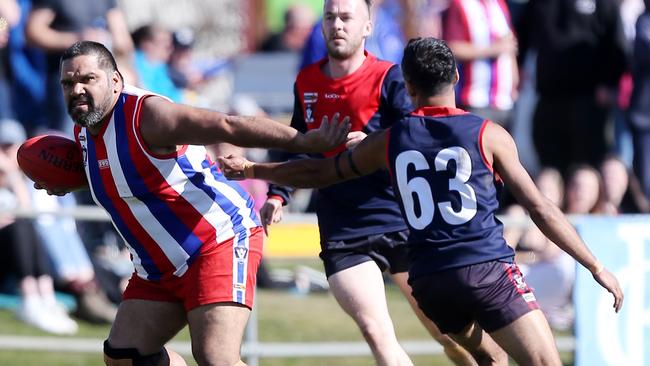 Max Solomon playing for Lindenow South in last year’s Omeo District grand final. He joined Swan Reach this season. Picture: Yuri Kouzmin