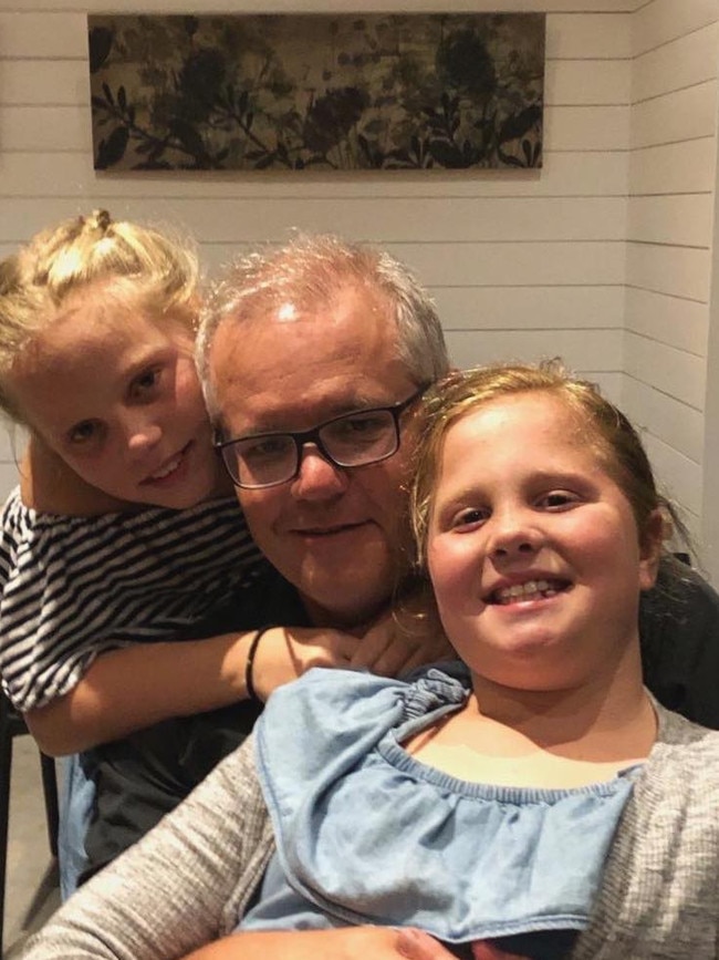 PM Scott Morrison holidays in Shoalhaven Heads with his daughters and wife.