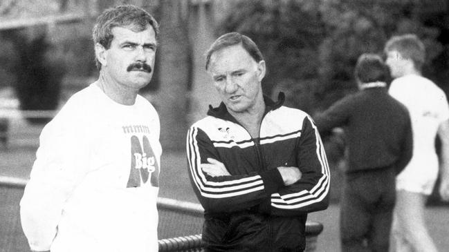 Collingwood football coach Bob Rose and assistant coach Leigh Matthews in 1986.