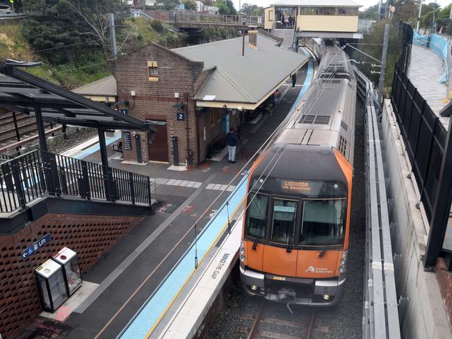 SYDNEY, AUSTRALIA - NewsWire Photos SEPTEMBER 29, 2024: Dulwich Hill Train Station ahead of the T3 Bankstown line closure beginning from Monday 30 September.Picture: NewsWire / Damian Shaw