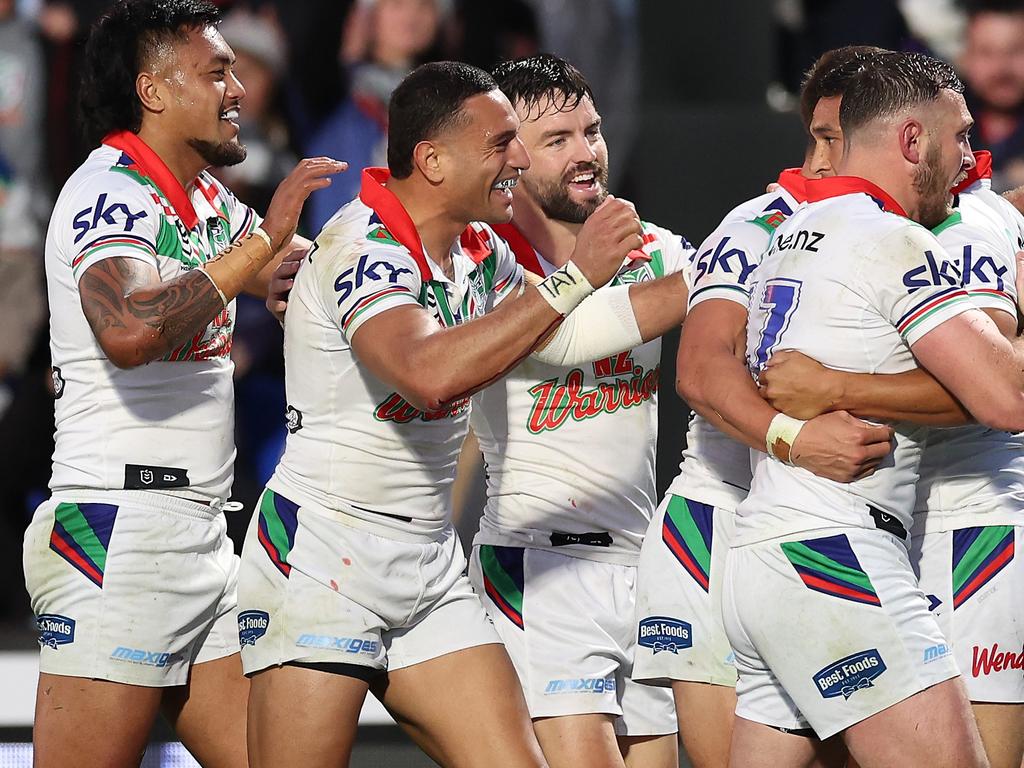 The Warriors celebrate a try to Te Maire Martin. (Photo by Phil Walter/Getty Images)