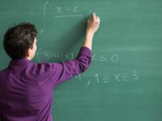 Queensland drops plans to extend school year
