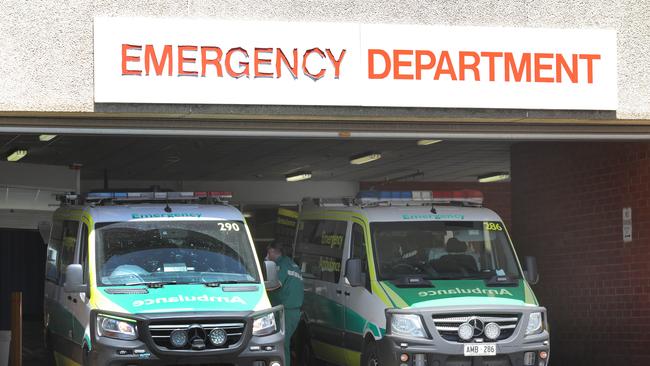 ADELAIDE, AUSTRALIA - NewsWire Photos, DECEMBER, 23 2021:  QEH ambulance bay in Adelaide, relatively quiet on Thursday afternoon, after two Covid-19 patients were forced to be transported to an Adelaide hospital in the same ambulance overnight, while another positive patient waited hours for help, according to the ambulance union. Picture: NCA NewsWire / Dean Martin